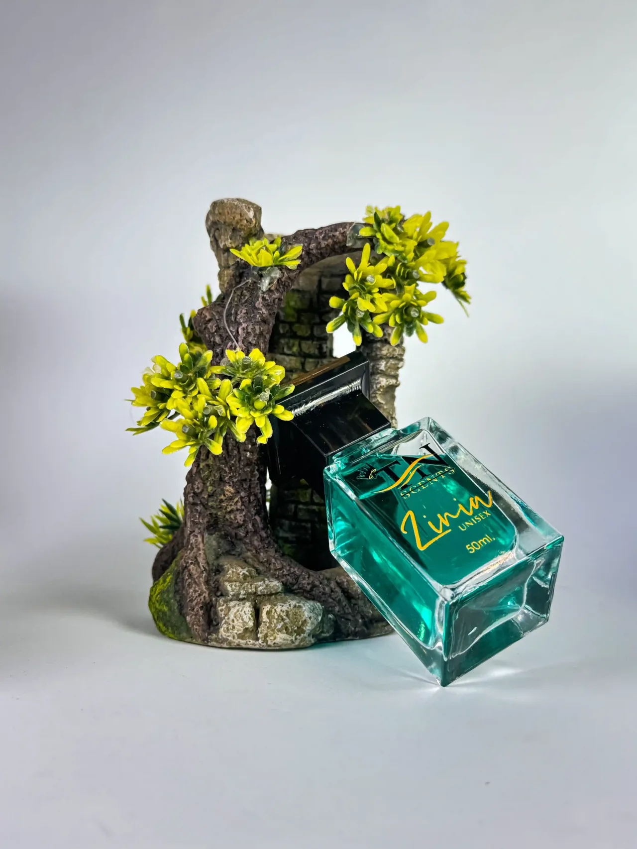 ZINIA -- ( UNISEX ) impression of BLACK OPIUM